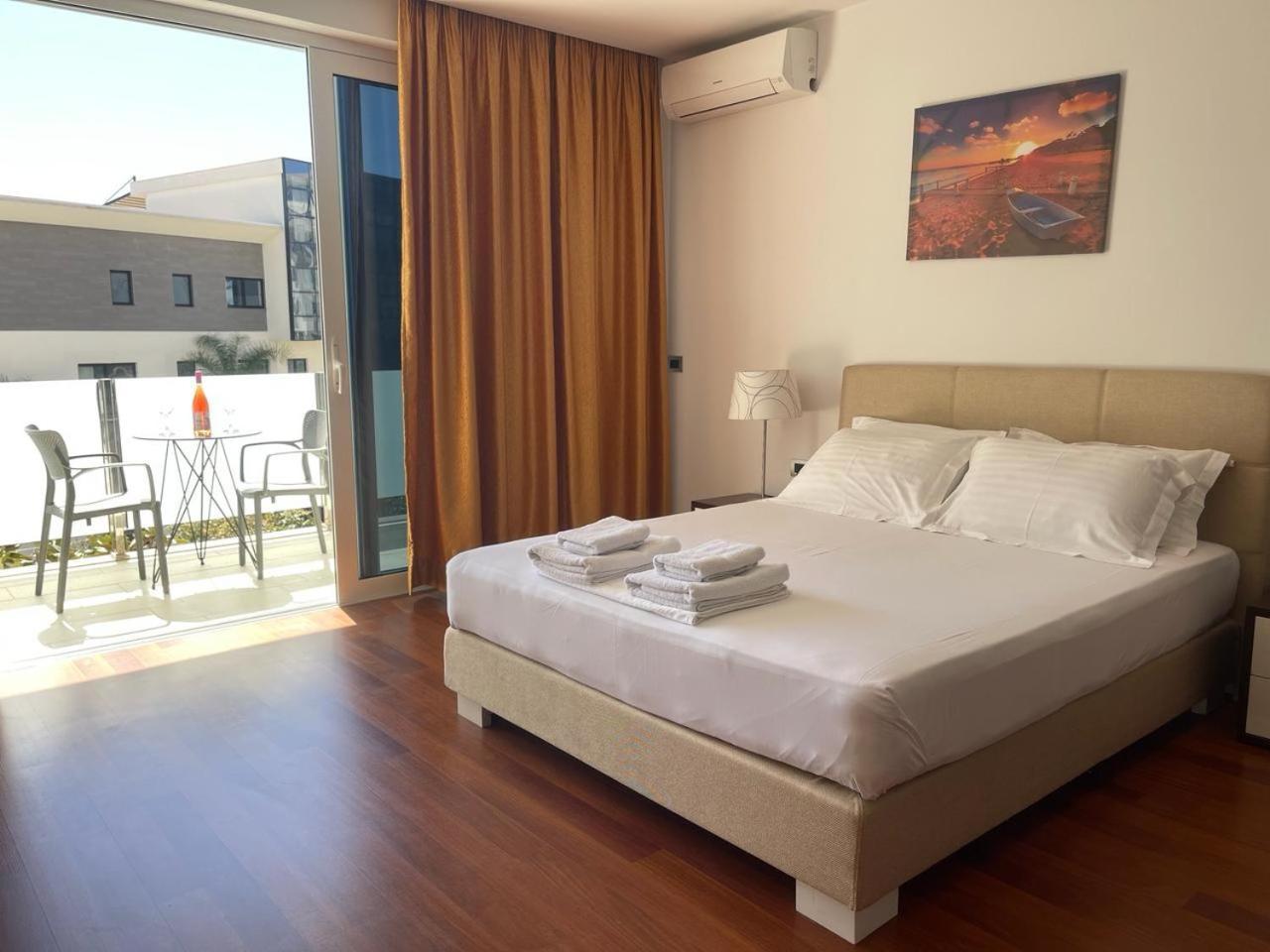 3B Suites Boutique Hotel Sarandë Buitenkant foto